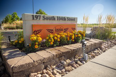 commercial property landscape maintenance sign