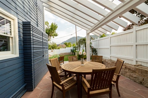 pergola outdoor patio